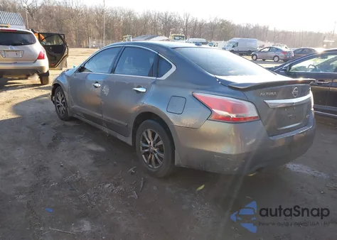 2015 Nissan Altima 2.5 S из США, поврежденный, VIN 1N4AL3AP4FN919641